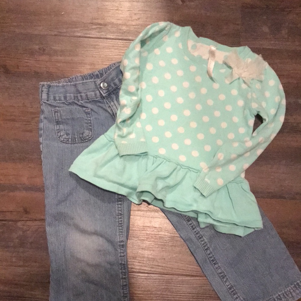 2 for $20 Teal outfit sweater w/ teal rhinestone relaxed jeans